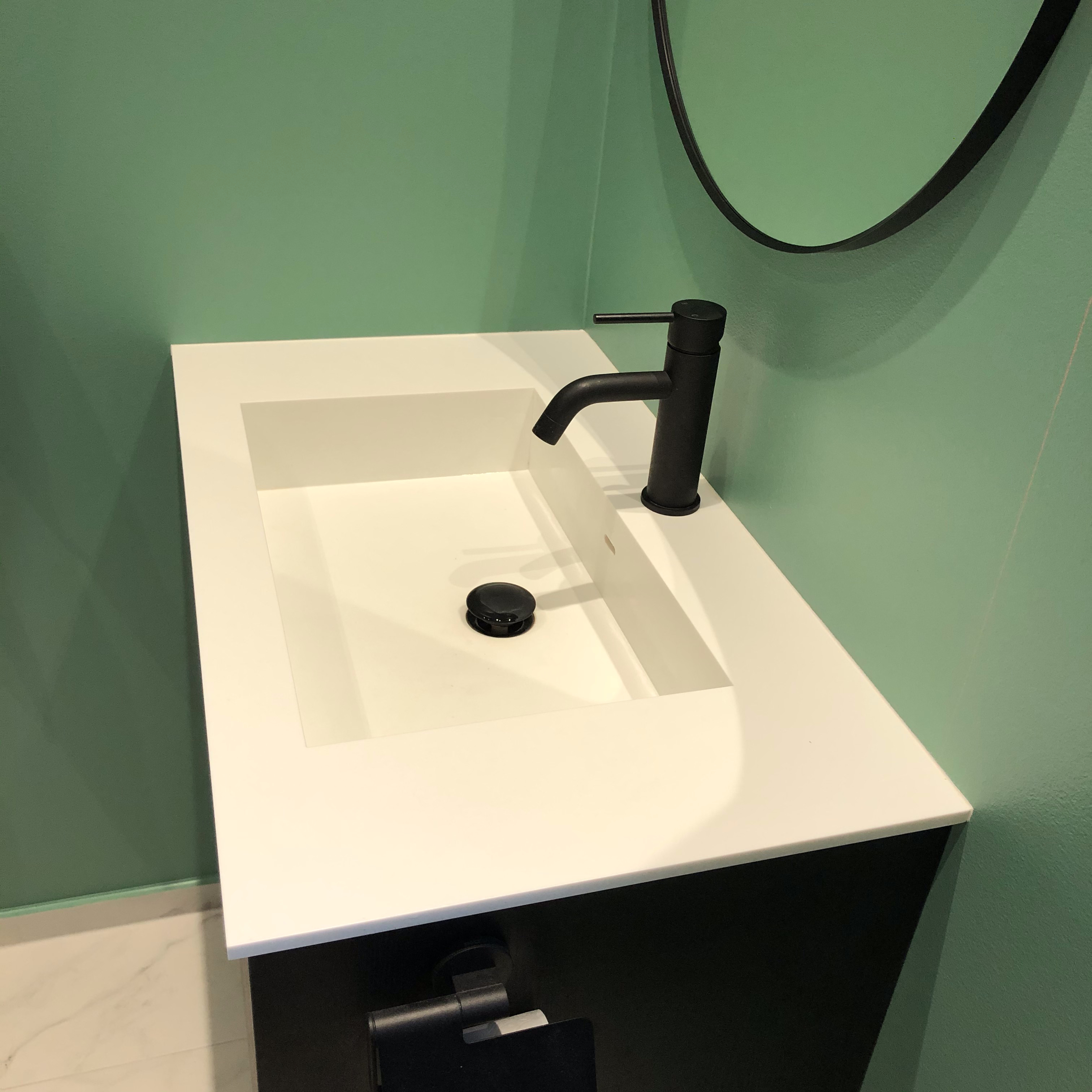 Ebenisten glacier white corian vask